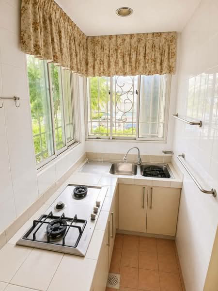 Kondominium untuk Dijual di Desa Impiana - Adibah Salim - Kitchen - PropertyGuru.com.my