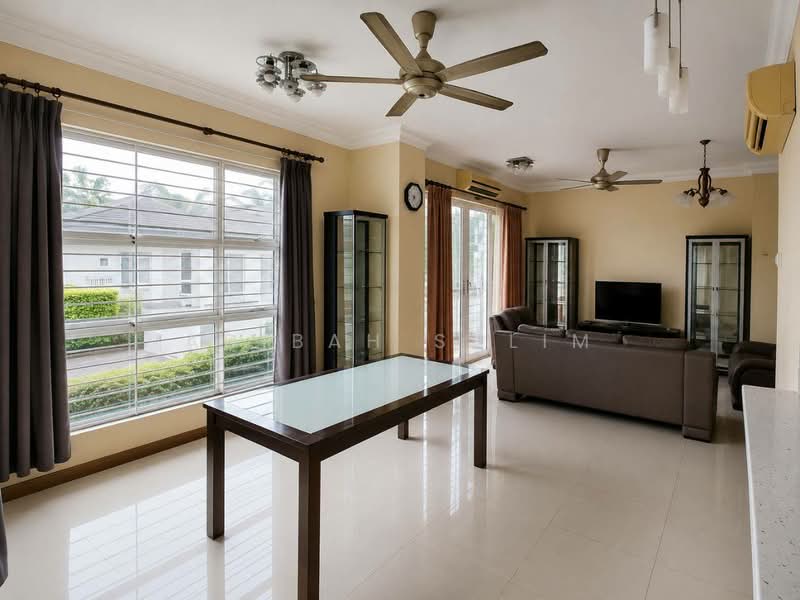 Kondominium untuk Dijual di Desa Impiana - Adibah Salim - Living Room - PropertyGuru.com.my