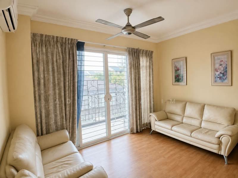 Kondominium untuk Dijual di Desa Impiana - Adibah Salim - Living Room - PropertyGuru.com.my