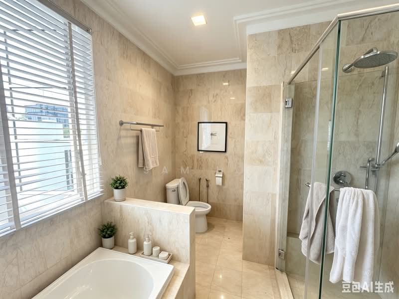 Rumah Berkembar untuk Disewa di Damansara Heights (Kuala Lumpur) - Sam Ho - Bathroom - PropertyGuru.com.my