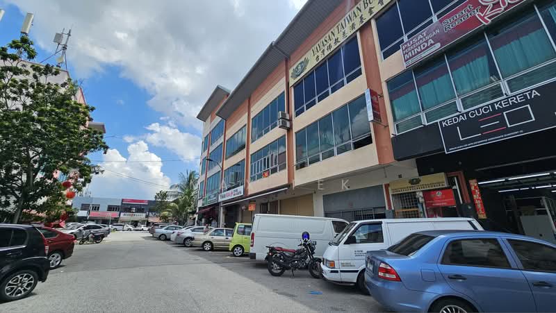 Shop / Office for Rent in Taman Bukit Serdang (Seri Kembangan) - Max Pek - PropertyGuru.com.my