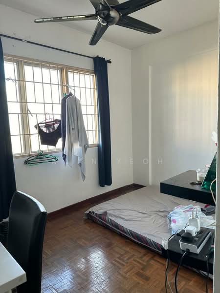 Rumah Flat untuk Dijual di Seri Mas - Alan Yeoh - Bedroom - PropertyGuru.com.my