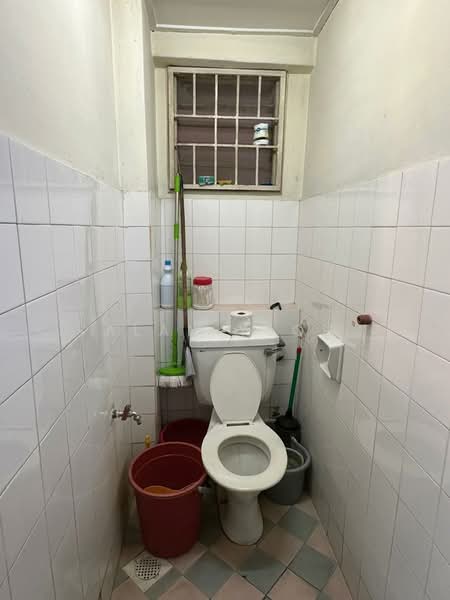 Rumah Flat untuk Dijual di Seri Mas - Alan Yeoh - Bathroom - PropertyGuru.com.my