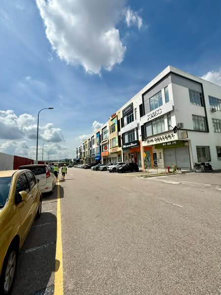 Office for Sale in Austin Crest (Johor Bahru) - Jun Wang - PropertyGuru.com.my