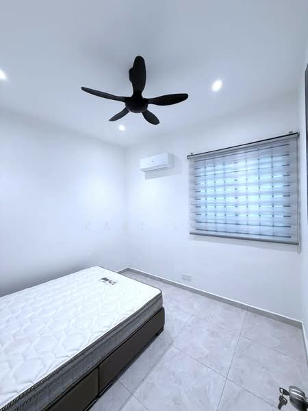 1-storey Terraced House for Sale in Taman Pelangi (Johor Bahru) - Karl Lim - Bedroom - PropertyGuru.com.my