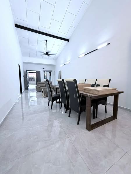 1-storey Terraced House for Sale in Taman Pelangi (Johor Bahru) - Karl Lim - Dining Room - PropertyGuru.com.my