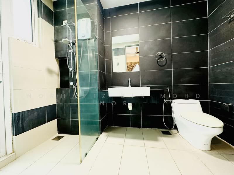 Condominium for Sale at Saville @ The Park - Norhafiz Bin Mohd Nor - Bathroom - PropertyGuru.com.my