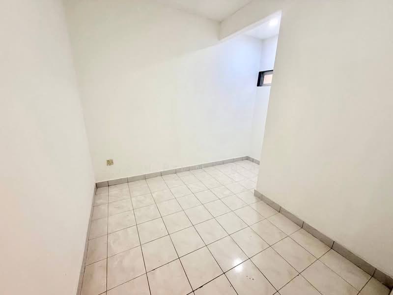 Rumah Teres 2-Tingkat untuk Dijual di Seri Kembangan (Selangor) - Syahrim Naim - Interior - PropertyGuru.com.my