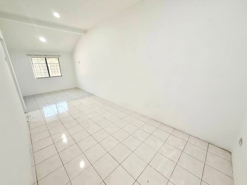 Rumah Teres 2-Tingkat untuk Dijual di Seri Kembangan (Selangor) - Syahrim Naim - Interior - PropertyGuru.com.my