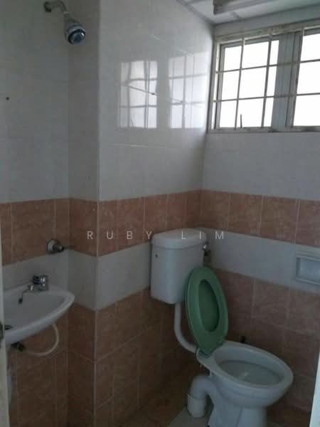 Kondominium untuk Dijual di Pelangi Damansara - Ruby Lim - Bathroom - PropertyGuru.com.my