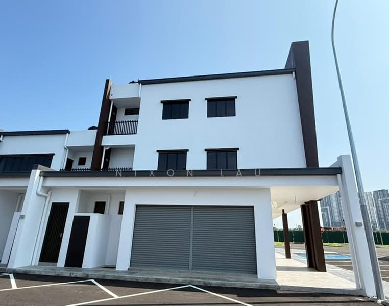 Shop for Rent in Beranang (Selangor) - Nixon Lau - Exterior - PropertyGuru.com.my