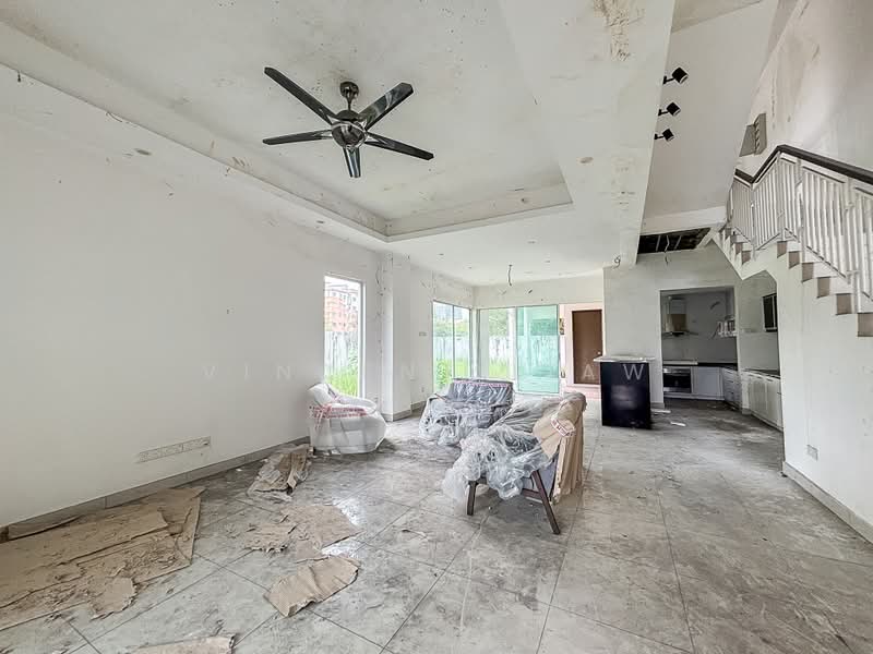 3-storey Terraced House for Sale in Seksyen 11 (Kota Damansara) - Vincent Liaw - Living Room - PropertyGuru.com.my