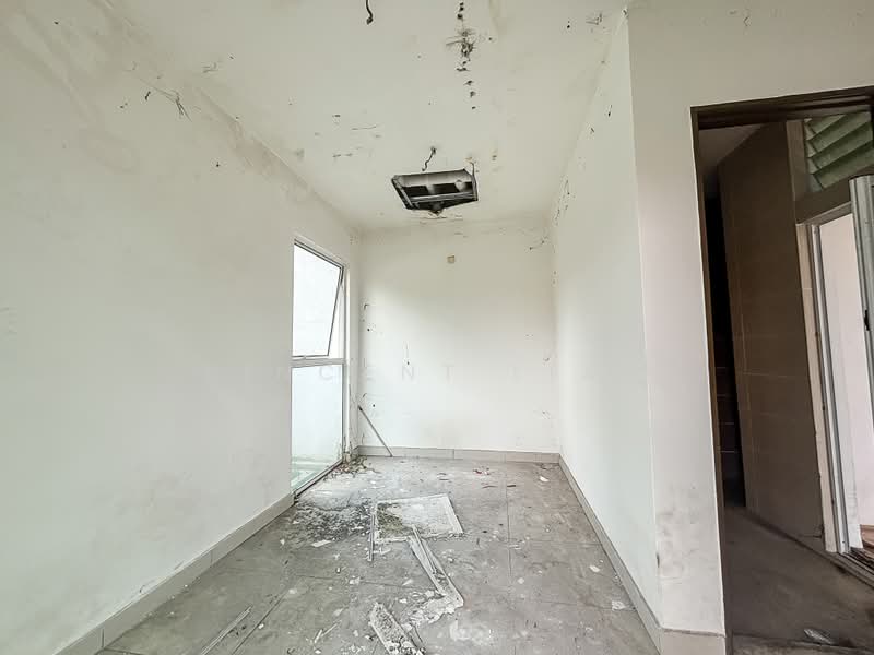 3-storey Terraced House for Sale in Seksyen 11 (Kota Damansara) - Vincent Liaw - Interior - PropertyGuru.com.my