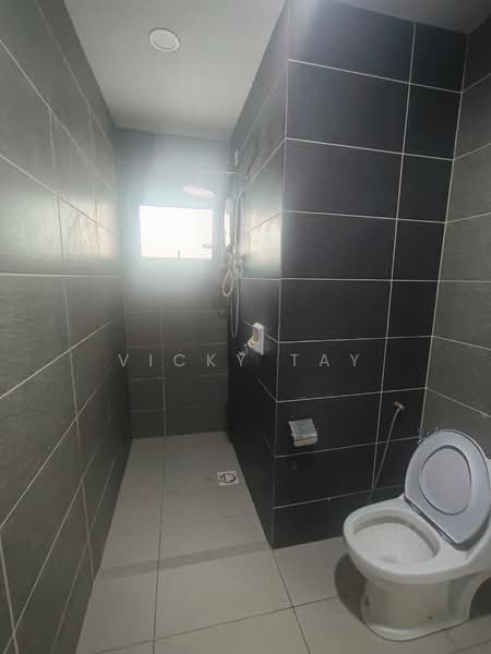 Condominium for Rent at The Henge - Vicky Tay - Bathroom - PropertyGuru.com.my
