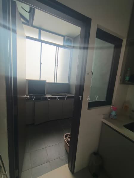 Condominium for Rent at The Henge - Vicky Tay - Kitchen - PropertyGuru.com.my