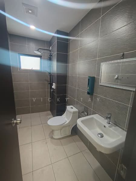 Condominium for Rent at The Henge - Vicky Tay - Bathroom - PropertyGuru.com.my
