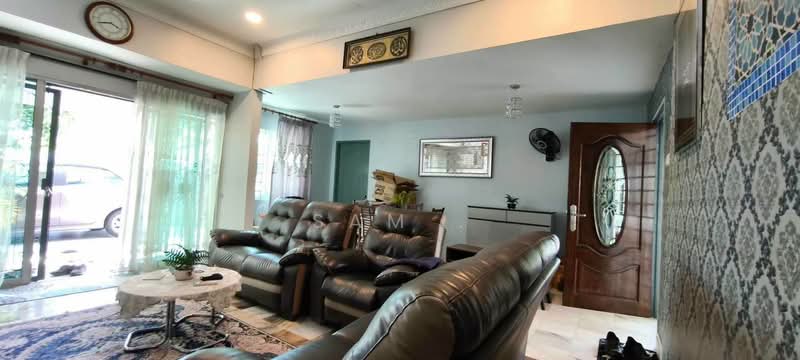 Rumah Teres 1 Tingkat untuk Dijual di Taman Sppk (Ipoh) - Sam . - Living Room - PropertyGuru.com.my