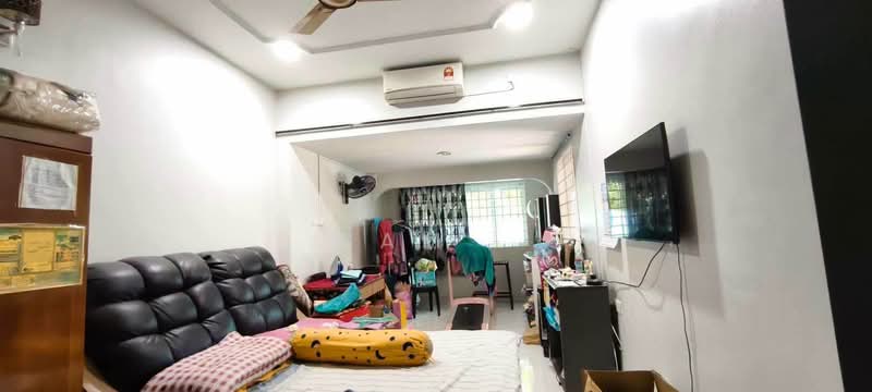 Rumah Teres 1 Tingkat untuk Dijual di Taman Sppk (Ipoh) - Sam . - Living Room - PropertyGuru.com.my