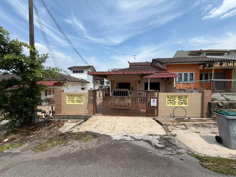 Rumah Teres untuk Dijual di Ayer Keroh (Melaka) - Vinc Pheng - Exterior - PropertyGuru.com.my