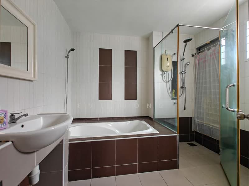 Rumah Kluster untuk Dijual di Setia Impian (Setia Alam) - Eve Wong - Bathroom - PropertyGuru.com.my