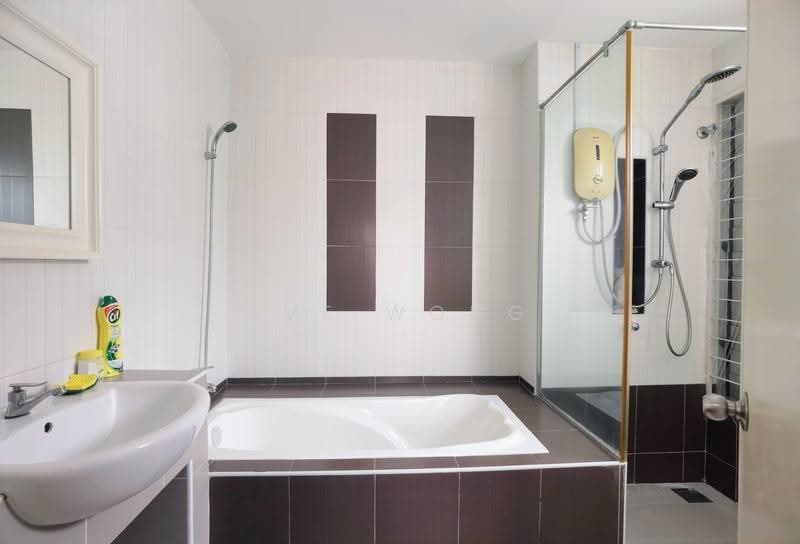 Cluster House for Sale in Setia Impian (Setia Alam) - Eve Wong - Bathroom - PropertyGuru.com.my