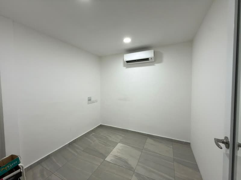 Shop / Office for Sale in Taman Johor Jaya (Johor Bahru) - Kym Kee - Interior - PropertyGuru.com.my