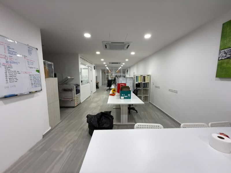 Shop / Office for Sale in Taman Johor Jaya (Johor Bahru) - Kym Kee - Interior - PropertyGuru.com.my