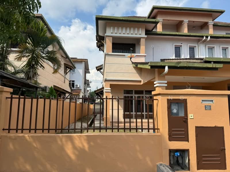 Semi-Detached House for Rent in Puchong (Selangor) - Chow Kok Toong - Exterior - PropertyGuru.com.my