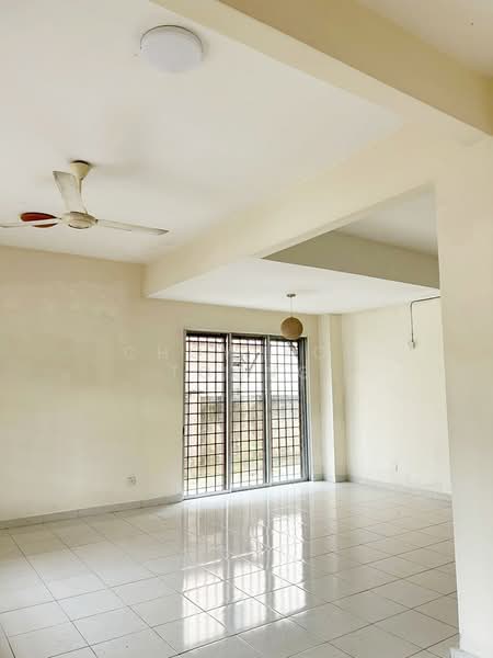Semi-Detached House for Rent in Puchong (Selangor) - Chow Kok Toong - Living Room - PropertyGuru.com.my