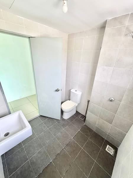 Rumah Teres 2 Tingkat untuk Dijual di Taman Saujana KLIA (Sepang) - Syahrim Naim - Bathroom - PropertyGuru.com.my
