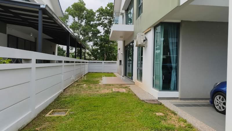Rumah Teres untuk Disewa di Iskandar Puteri (Nusajaya) (Johor) - Tan Bing Yi - Exterior - PropertyGuru.com.my