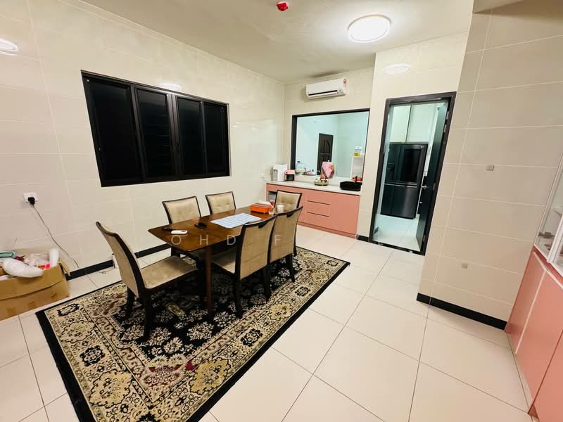 Semi-Detached House for Sale in Elmina (Shah Alam) - Mohd Fadzli - Dining Room - PropertyGuru.com.my