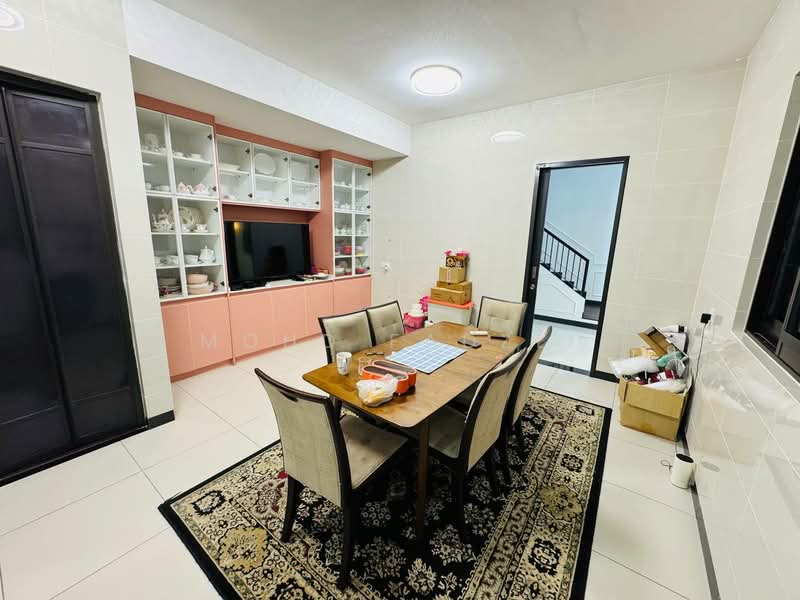 Semi-Detached House for Sale in Elmina (Shah Alam) - Mohd Fadzli - Dining Room - PropertyGuru.com.my