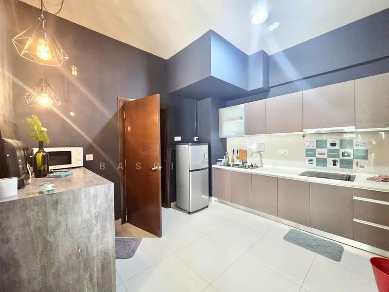 Servis Apartment untuk Disewa di Regalia Residence - Basri Munir - Kitchen - PropertyGuru.com.my