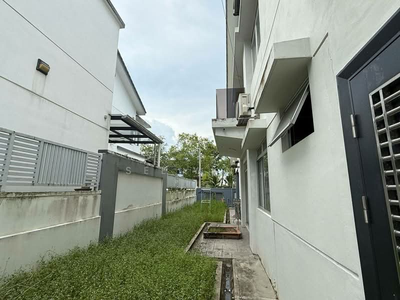 Rumah Berkembar untuk Dijual di Taman Sri Pulai Perdana (Skudai) - See Yin . - Exterior - PropertyGuru.com.my