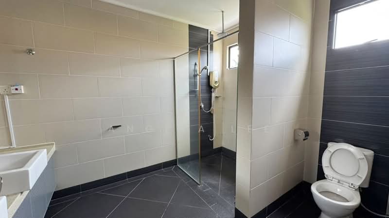 Bungalow for Sale in Bukit Damansara (Damansara Heights) - Angela Lee - Bathroom - PropertyGuru.com.my