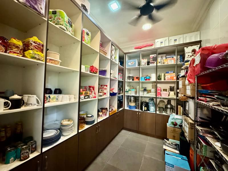 Rumah Banglo untuk Dijual di Glenhill Saujana (Shah Alam) - Sa'a Nordin - Kitchen - PropertyGuru.com.my