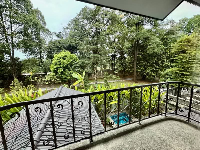 Rumah Banglo untuk Dijual di Glenhill Saujana (Shah Alam) - Sa'a Nordin - Balcony - PropertyGuru.com.my