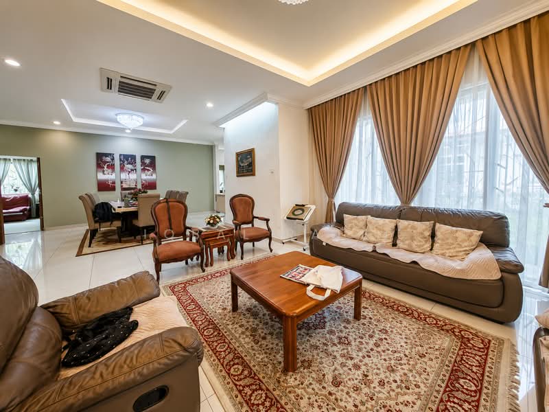Rumah Banglo untuk Dijual di Desa Pinggiran Putra (Dengkil) - Iqbal Rafei - Living Room - PropertyGuru.com.my