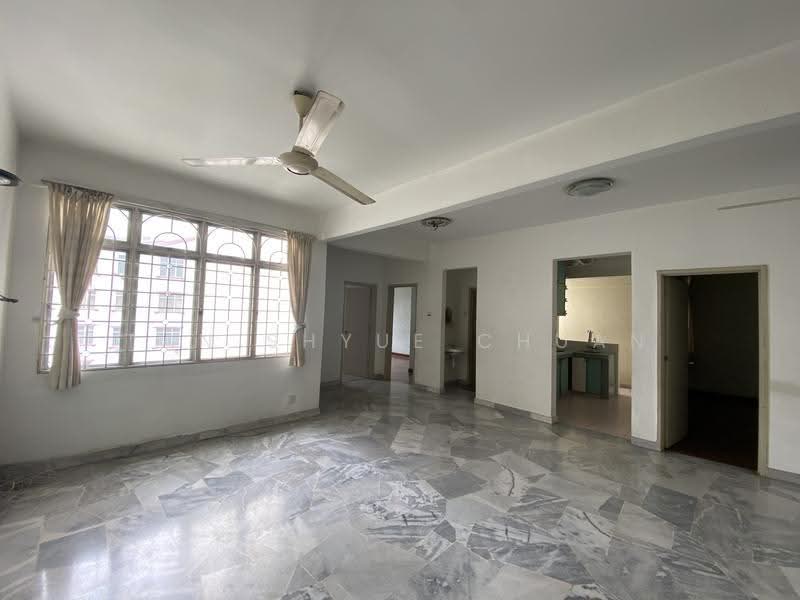 Apartment for Sale at Subang Perdana Goodyear Court 9 - Tan Shyue Chuan - Living Room - PropertyGuru.com.my
