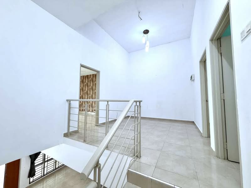 2-storey Terraced House for Sale in Taman Nusa Sentral (Iskandar Puteri (Nusajaya)) - Karl Lim - Corridor - PropertyGuru.com.my