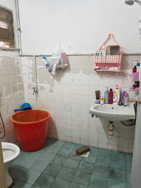 Rumah Teres 1 Tingkat untuk Dijual di Petaling Jaya (Selangor) - Geo . - Bathroom - PropertyGuru.com.my