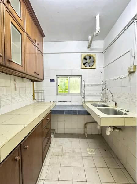 Rumah Flat untuk Disewa di Sri Tioman II - Yeen Lee - Kitchen - PropertyGuru.com.my