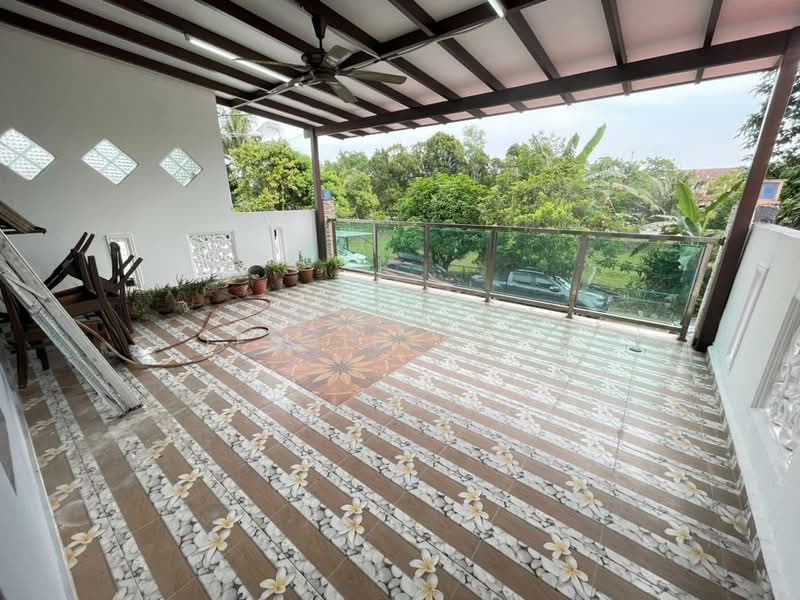 2.5-storey Terraced House for Sale in Bandar Tasik Puteri (Rawang) - Jessie Wong - Balcony - PropertyGuru.com.my