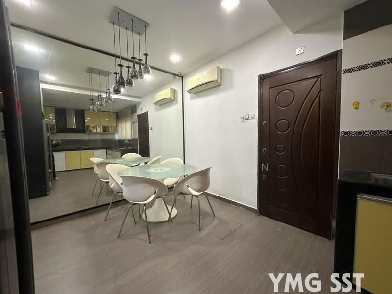 2-storey Terraced House for Sale in Setia Impian (Setia Alam) - Stella Tan - Dining Room - PropertyGuru.com.my