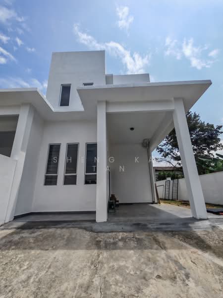 Semi-Detached House for Rent in Taman Kebun Teh (Johor Bahru) - Sheng Kai Tan - PropertyGuru.com.my