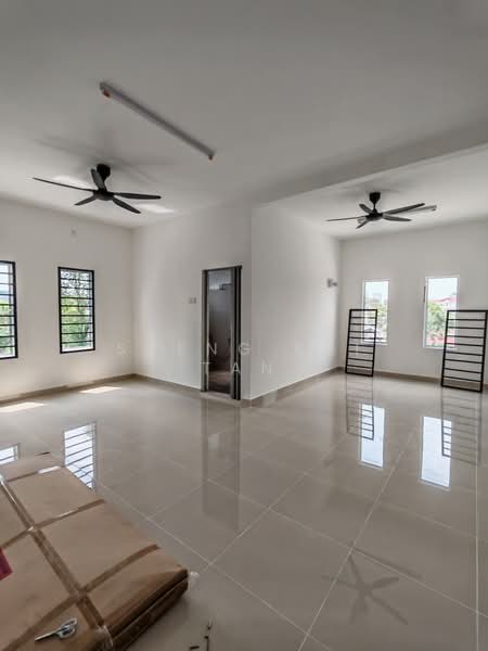 Semi-Detached House for Rent in Taman Kebun Teh (Johor Bahru) - Sheng Kai Tan - PropertyGuru.com.my