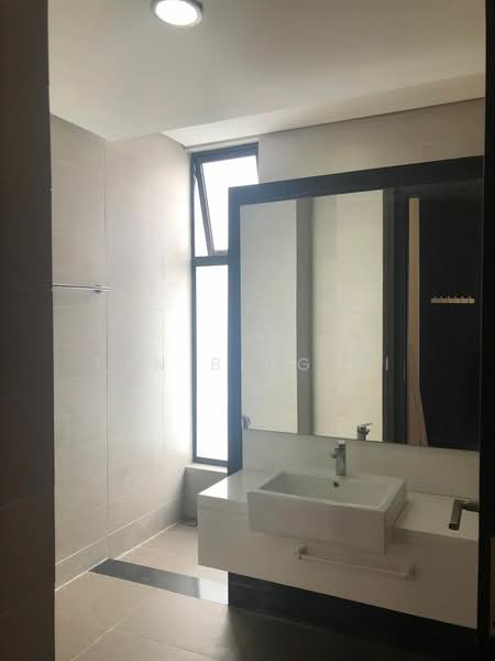 Rumah Teres untuk Disewa di Medini (Iskandar Puteri (Nusajaya)) - Tan Bing Yi - Bathroom - PropertyGuru.com.my