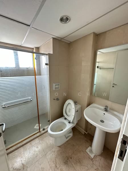 Kondominium untuk Dijual di Diamond Villa Condominium - Alisson Chew - Bathroom - PropertyGuru.com.my