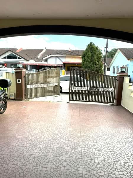 1-storey Terraced House for Sale in Bukit Indah (Iskandar Puteri (Nusajaya)) - Karl Lim - Exterior - PropertyGuru.com.my